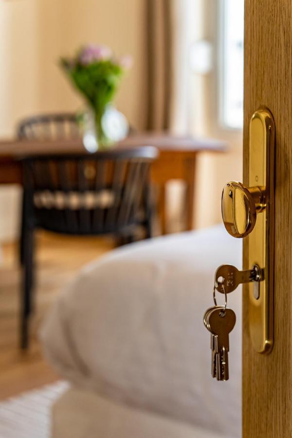 Les Nids Perches - Rue Sainte Croix Apartment Mortagne-au-Perche Ngoại thất bức ảnh
